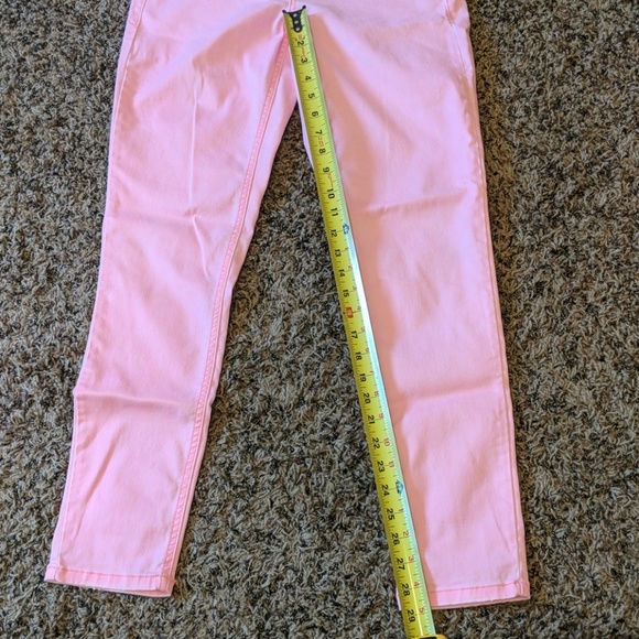 2 for $5 Maurices Light Pink Denim Jeans Sz S-R - Picture 7 of 7